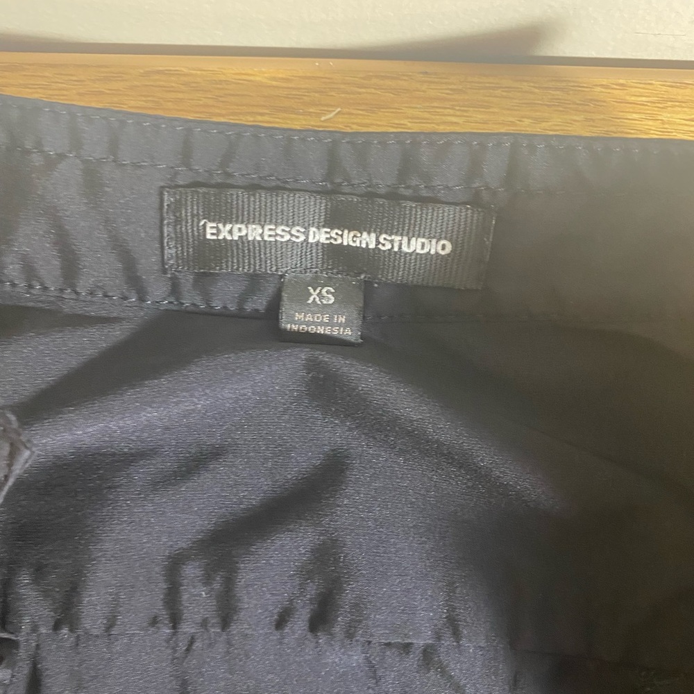 Vintage Express Goth Ruffle Top - Picture 4 of 5